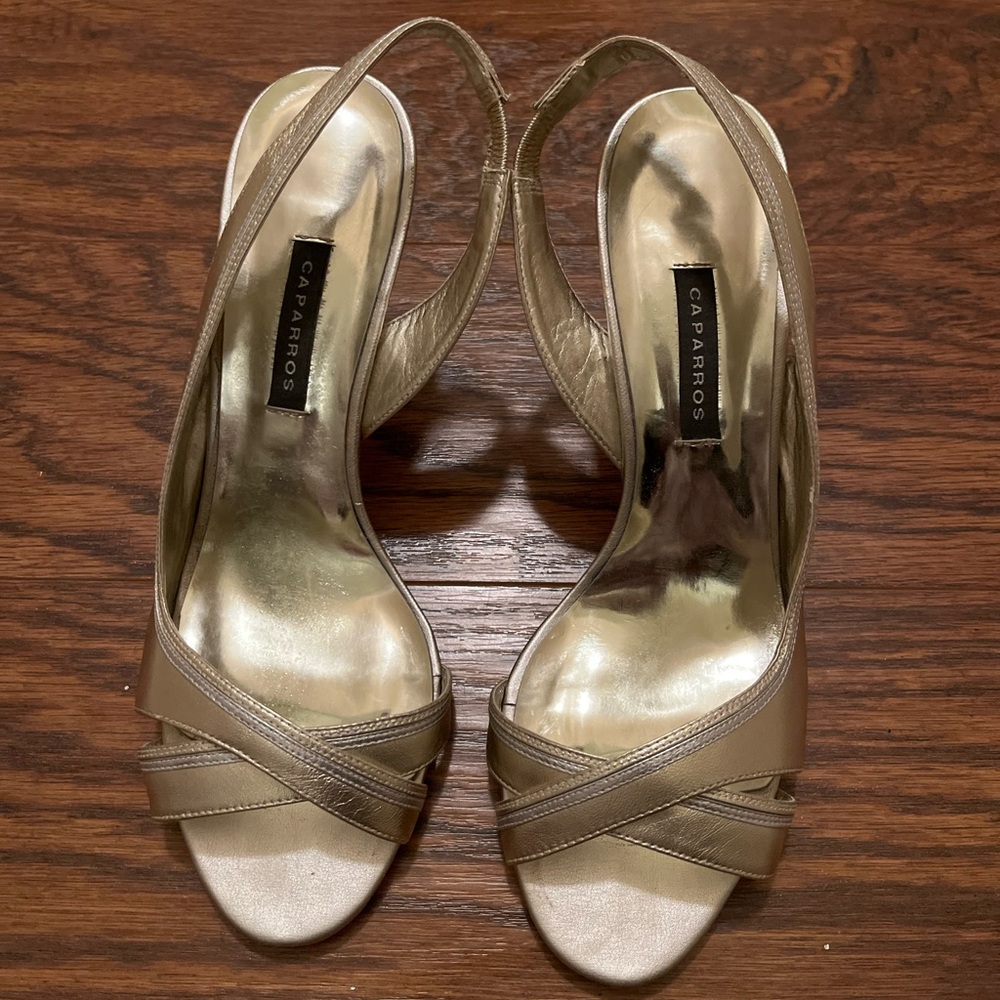 CAPARROS METALLIC Gold SPECIAL OCCASION FORMAL HEELS
